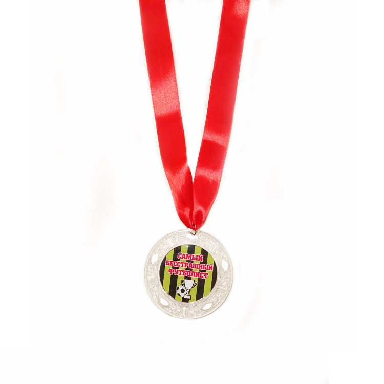 Медаль Самый бесстрашный Футболист (красная надпись), прозрачная /Сф