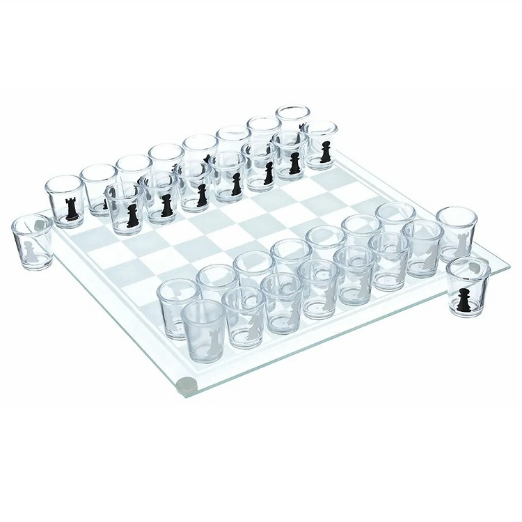 Игра Пьяные шахматы, 32 рюмки, поле 25х25 см./Сл