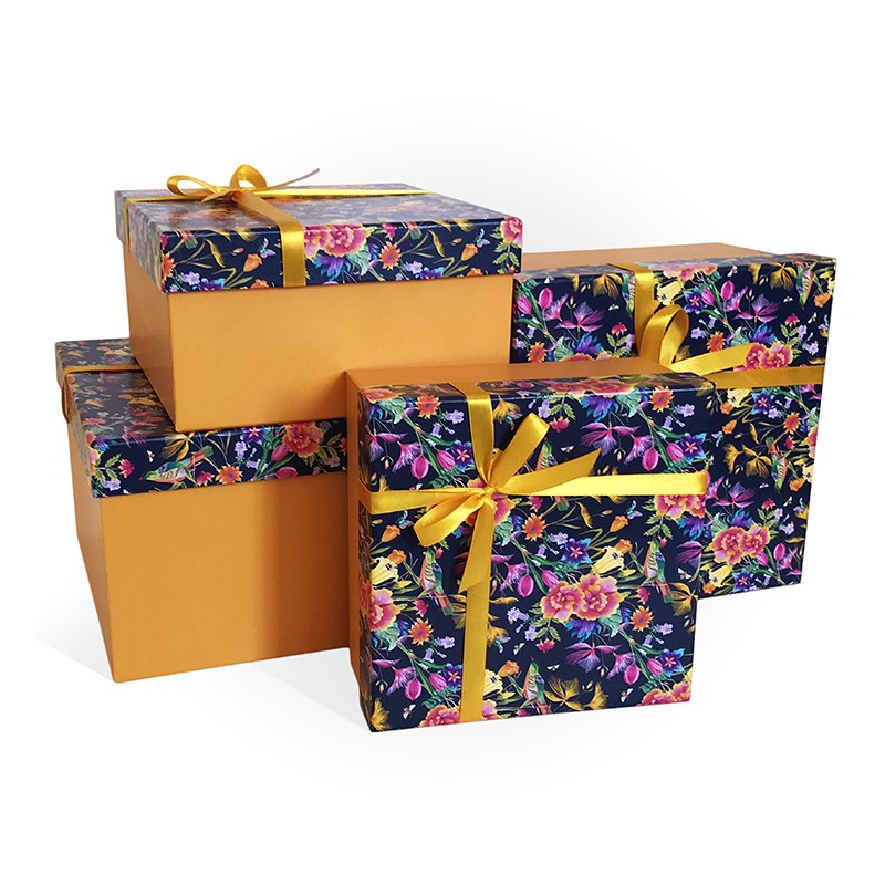 Набор подарочных коробок 4в1 Колибри ночь 250*250*150 (Квадрат, Колибри на синем/желтый)