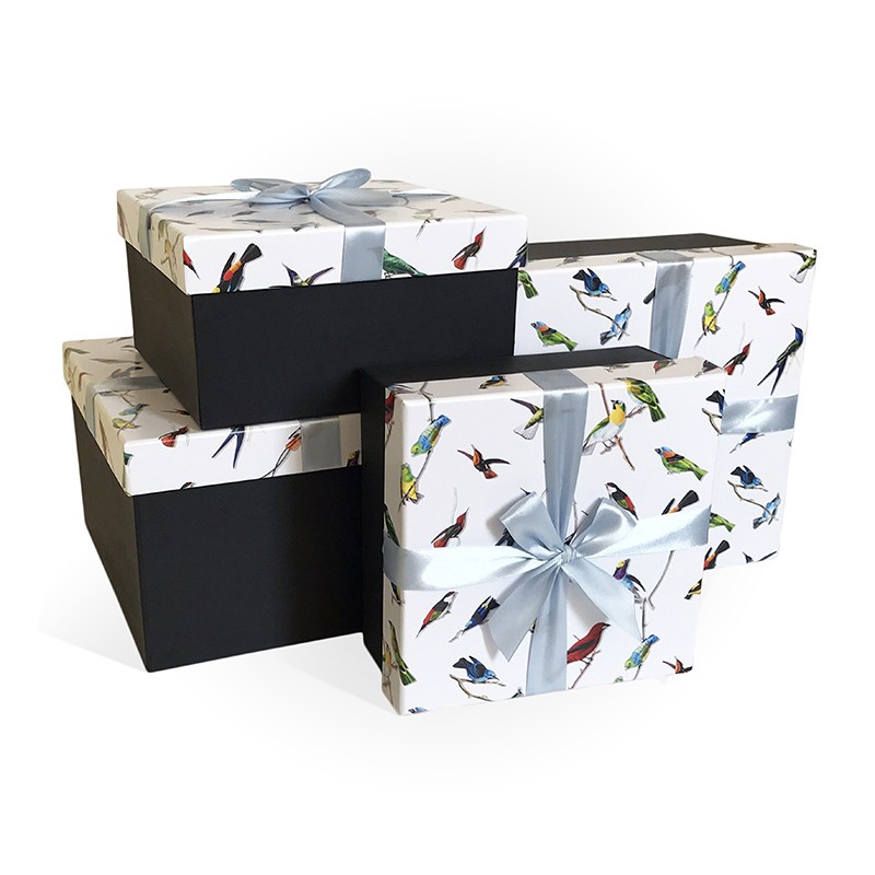 Набор подарочных коробок 4в1 Птицы на белом 25*25*15 см (Квадрат, Черный, св-голуб)