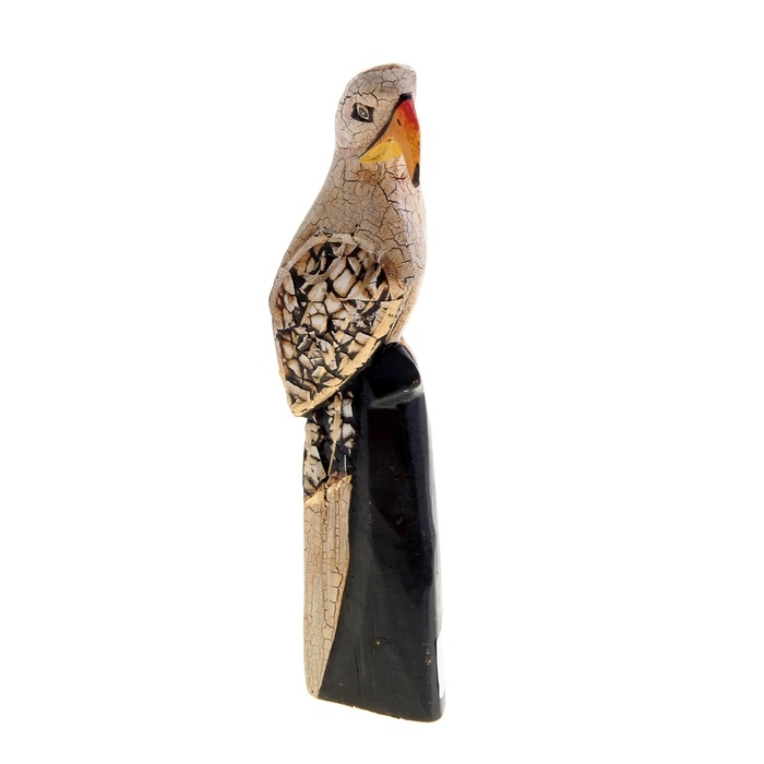 Сувенир "Попугай Макко" 25 см бежевый кракелюр, роспись, цветной антик отделка
